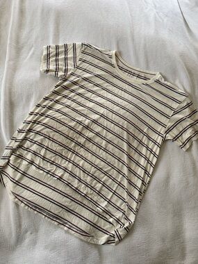American Eagle Outfitters Cream Tee with Black and Burgundy Stripes